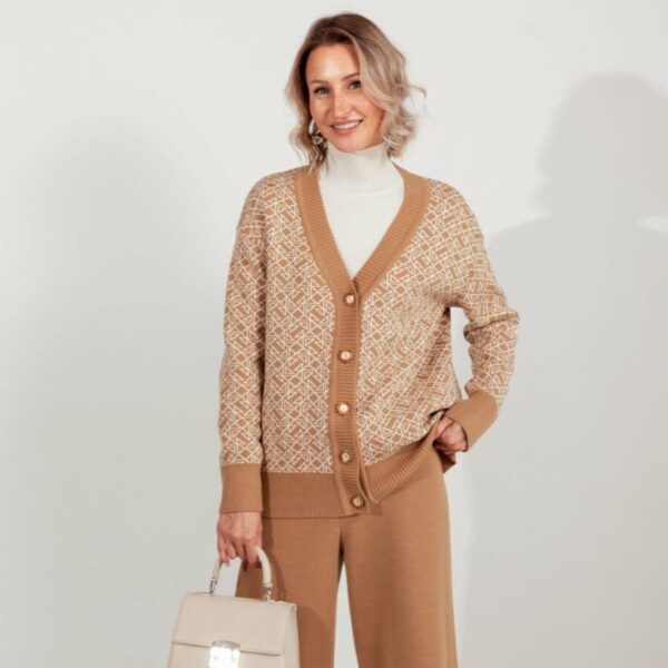 Cardigan Short with White logo in Camel