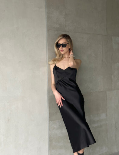 Slip-dress with thin straps in Black by Delen Wear