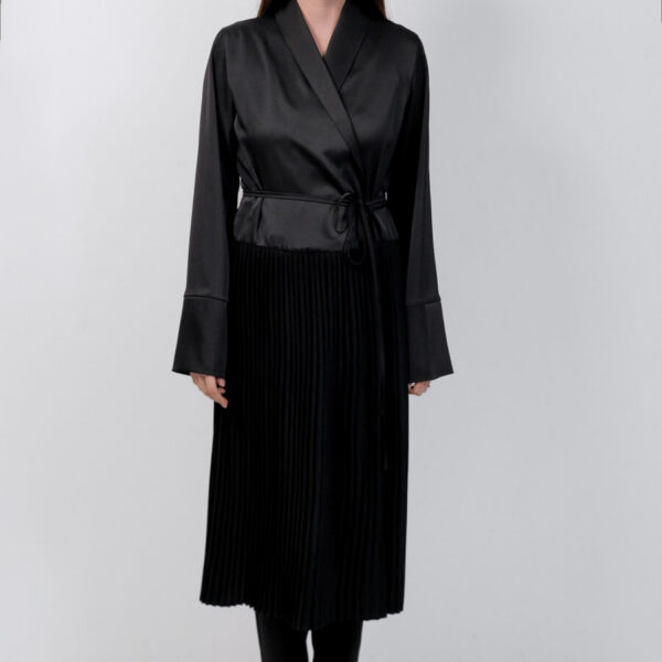 Black Dress Kimono With Pleats