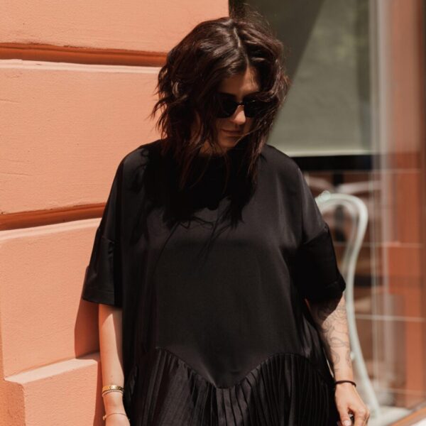 Silky Black Blouse With Pleats