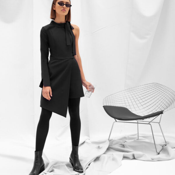 One-Shoulder Black Overalls With Shorts