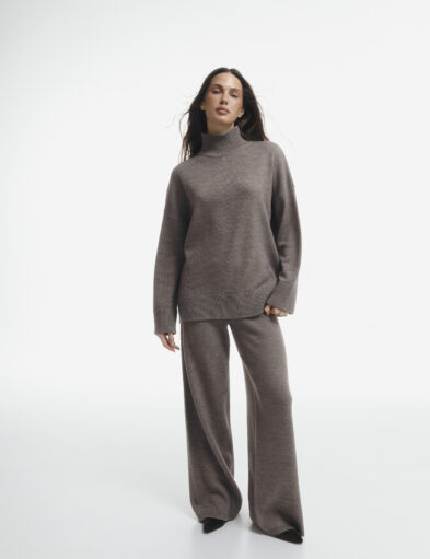 Wool Suit In a Cocoa  Shade