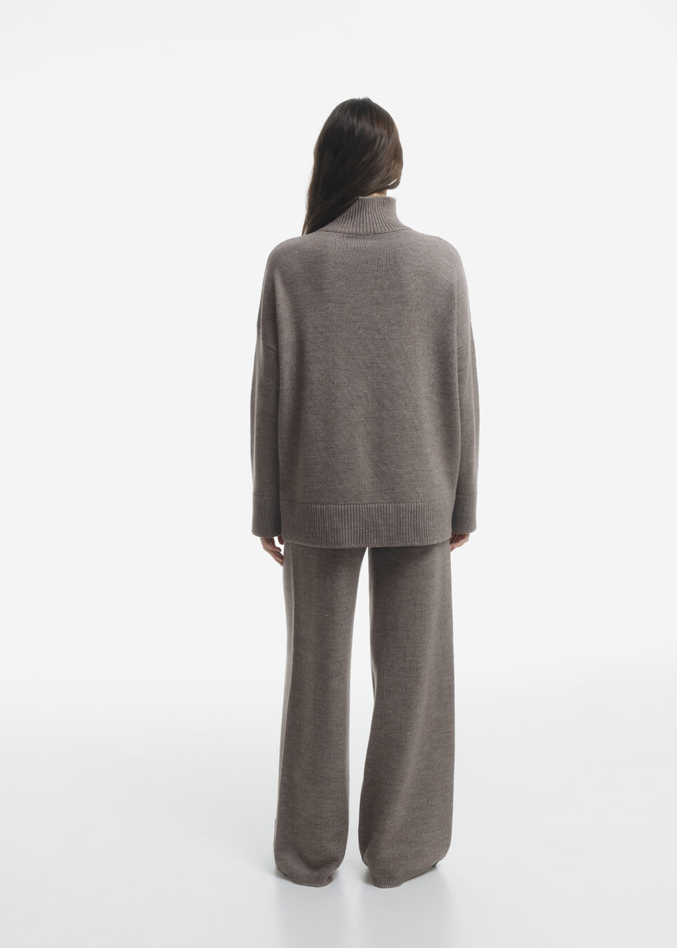 Wool Suit In a Cocoa Shade - Image 3