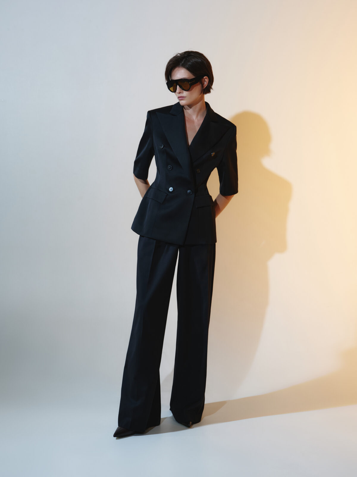 Black Jacket With Short Sleeves - Image 5