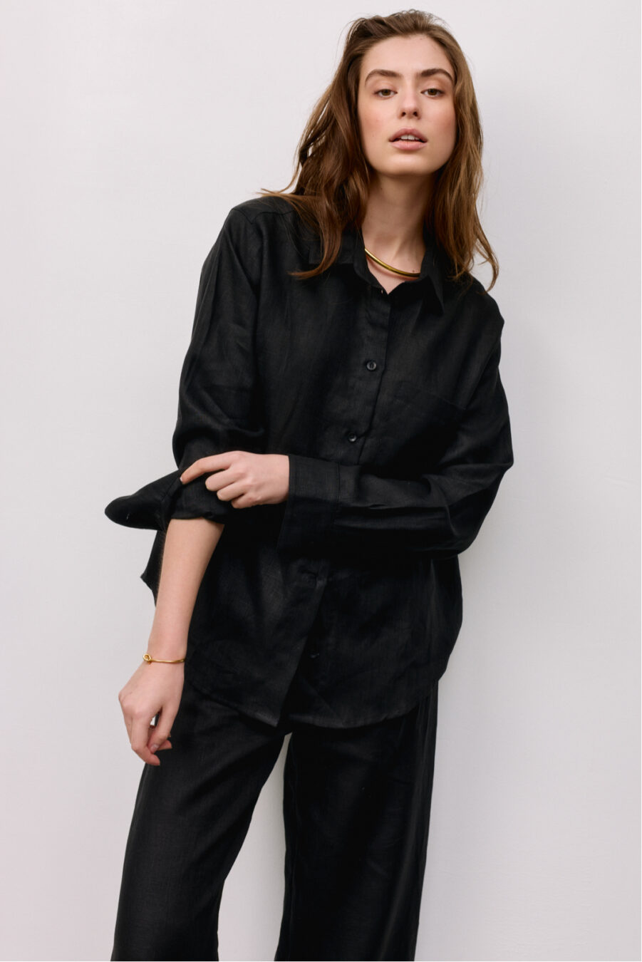 Black Linen Shirt and Shorts Set - Image 3